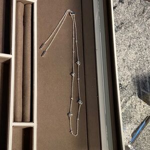 Kendra Scott Elegant Silver Necklace with Knotted Accents